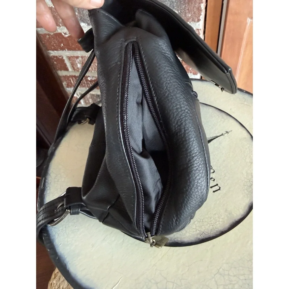Tignanello Black Leather Sling Backpack‎ Day Pack Handbag Purse Adj Strap